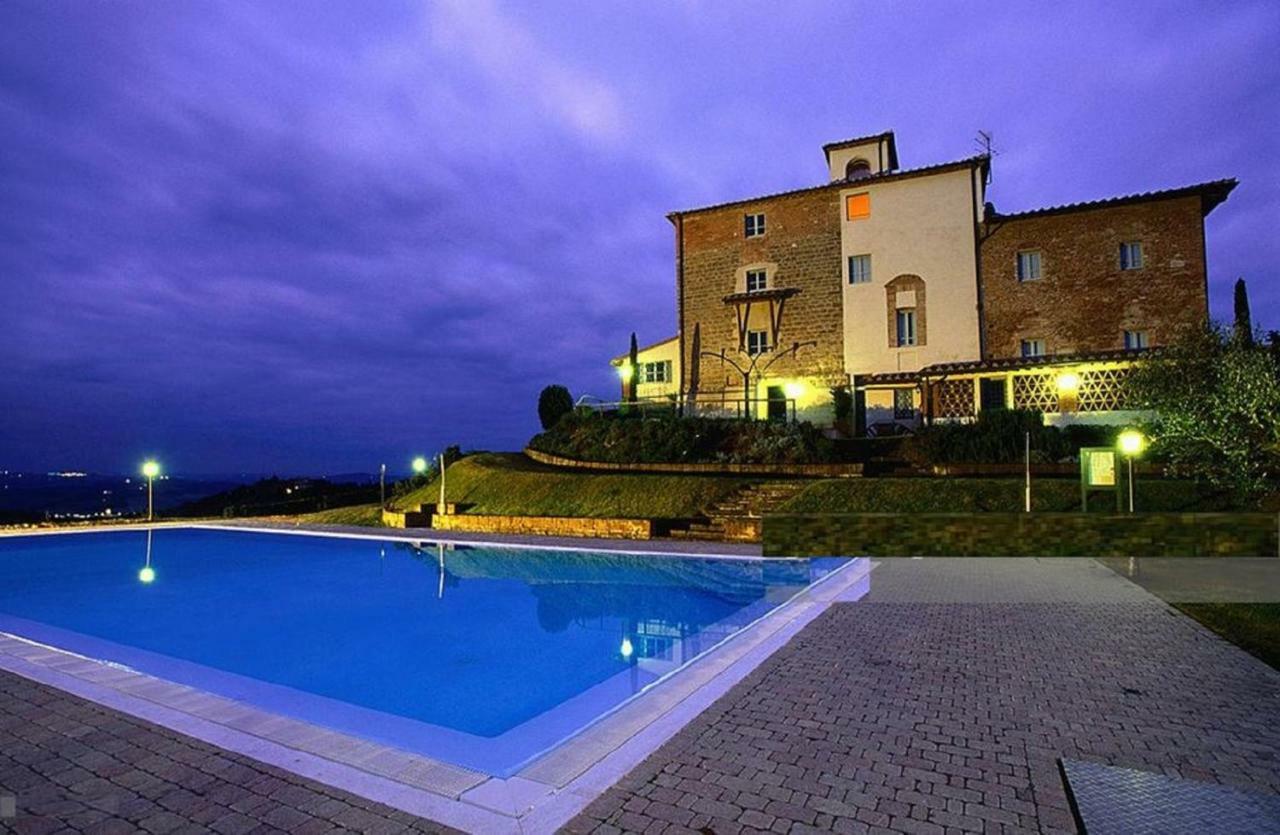 Castello Di Fulignano Isalfredo Ground Floor Apartment San Gimignano Bagian luar foto